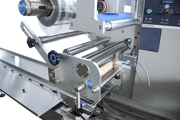 Flow Wrap Packing Machine ( Upgraded Version )