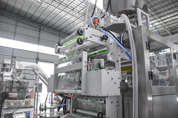 Ice lolly packaging machine